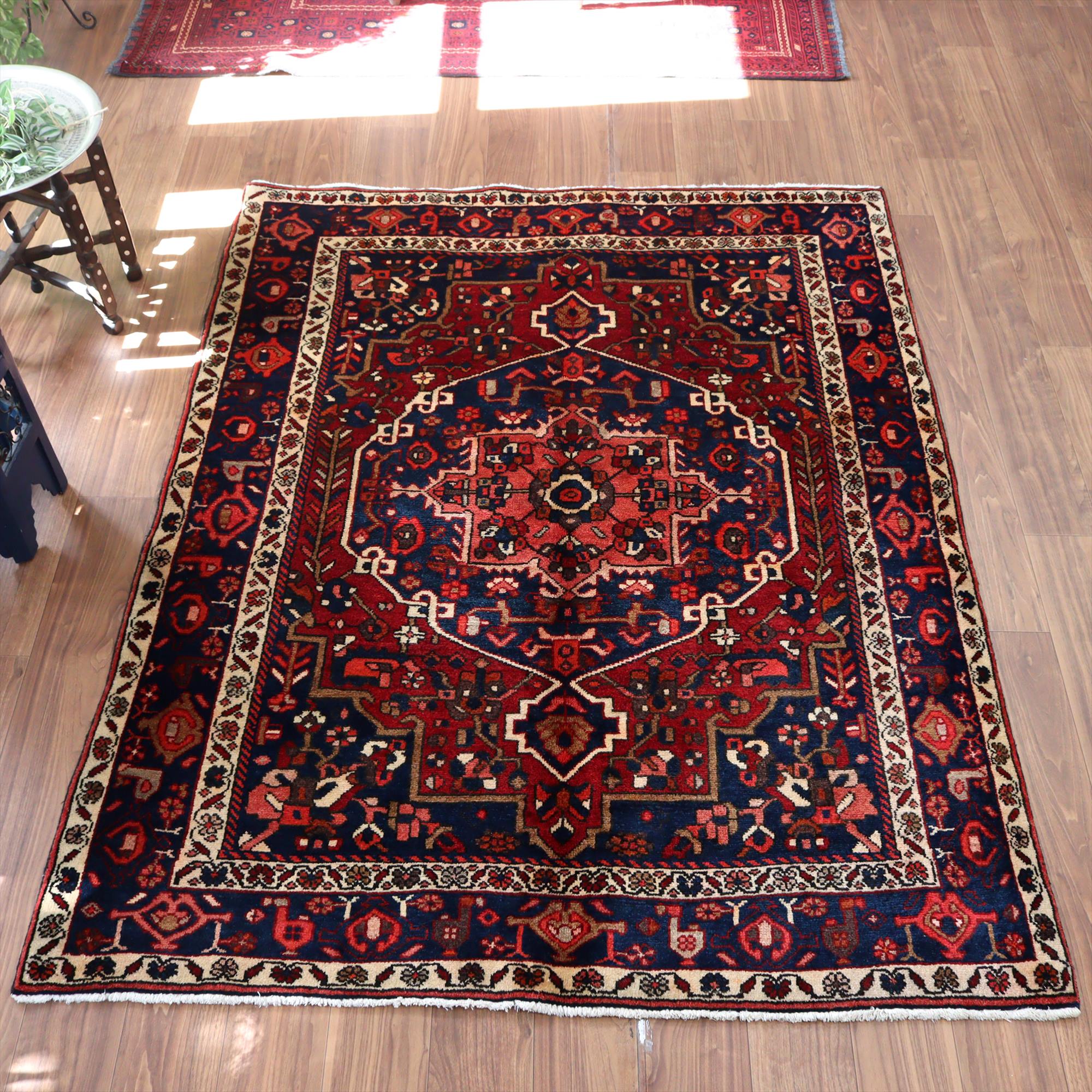 トライバルラグ