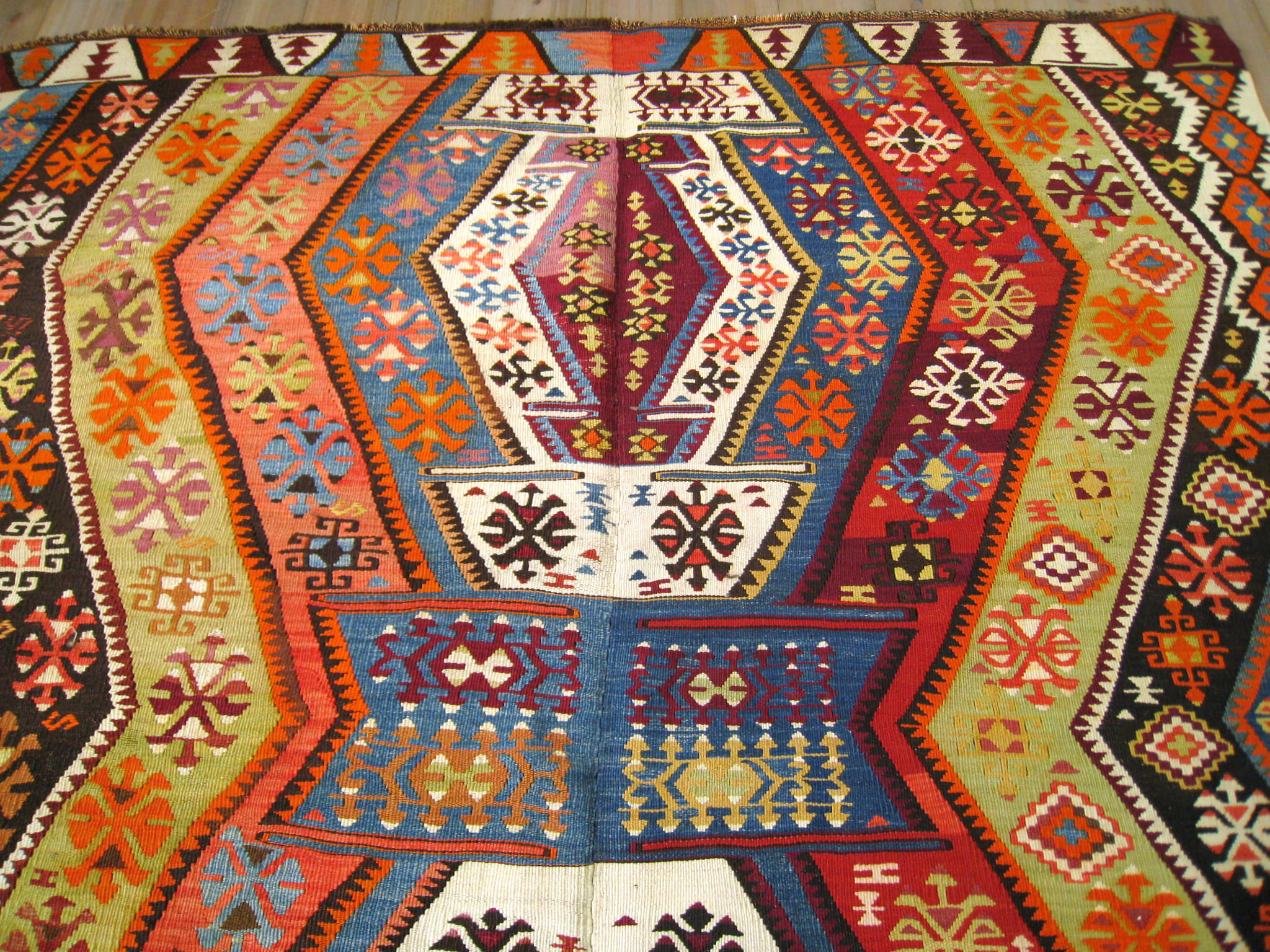 オールド絨毯 ツヤツヤ クルドラグ オールド絨毯 ツヤツヤ クルドラグ