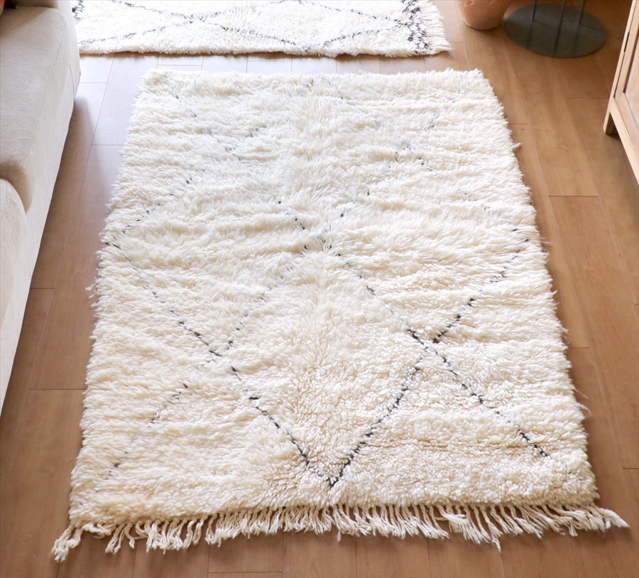 ベニワレン Beni Ouaren モロッコ エリアラグ Morocco155×113cm