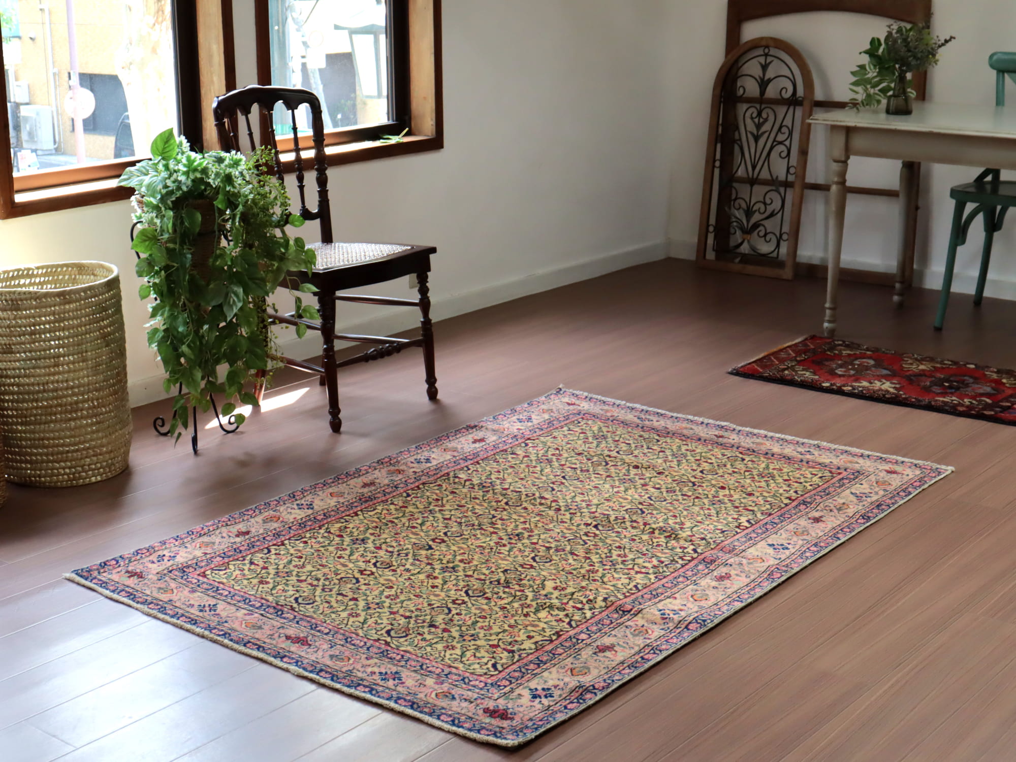 未使用　ヴィンテージ　トルコラグ　カイセリ絨毯オールナチュラル　114×175 ヴィンテージ | トルコラグ No.08 - カイセリ — ANTRY USE ONLY GENUINE