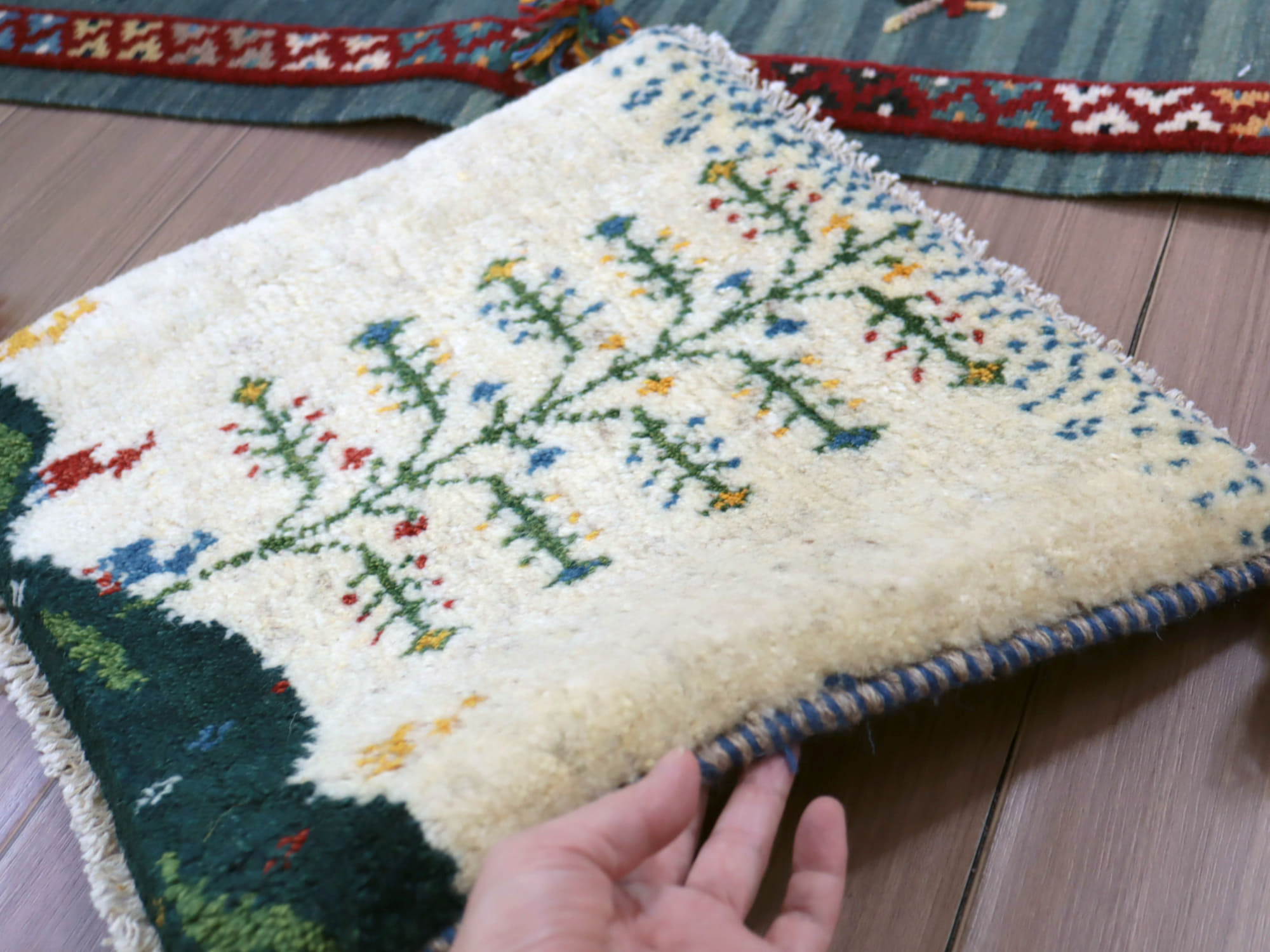 15%OFF】ギャッベ イラン産 手織りラグ38×44cm 風景のギャッベ