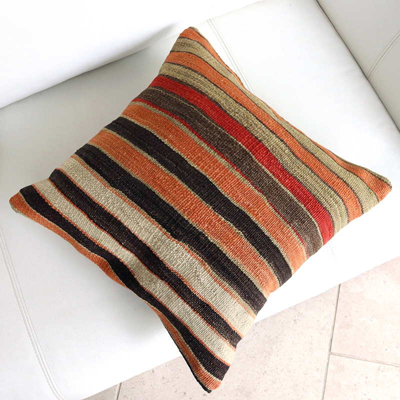 オールドキリム　クッションカバー 40cm Old Kilim Cushion アースカラー オレンジ＆グリーンのボーダー