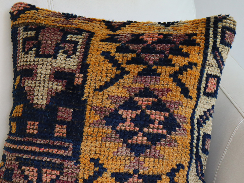 2640円 かわいい！ ヴィンテージ パイル織りラグ 40cmサイズ クッションカバートルコ絨毯