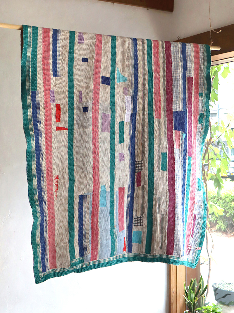 インド カンタ刺繍・パッチワーク/ラリーキルト 古布・ヴィンテージ