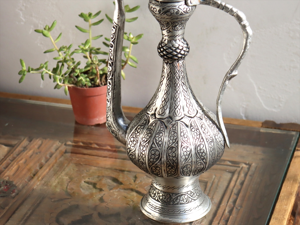 15%OFF】トルコ・銅製の水差し・アンティークシルバー/高さ36cm 