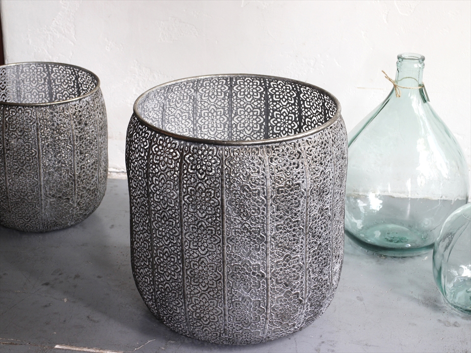 プランター 鉢カバー 12号鉢サイズ 直径42cm アイアン 花の透かし模様 ガラタバザール