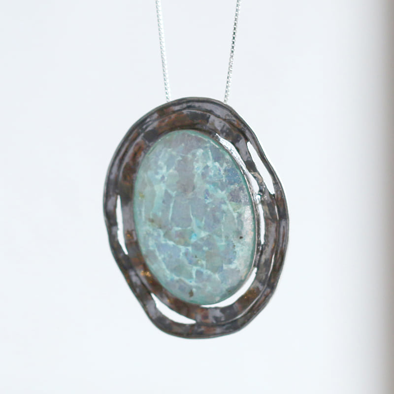 The Roman Glass Company ローマングラス/ブローチ銀化した古代ガラス（パティナ）50cmシルバーチェーン付き
