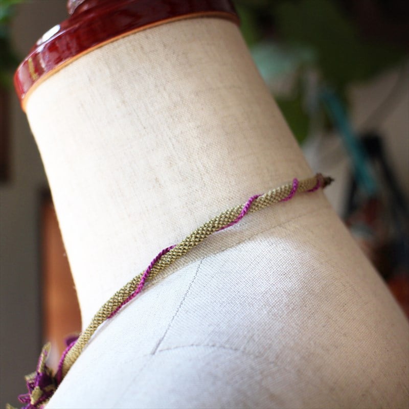 イーネ・オヤ ネックレス刺繍針で編むシルク糸のトルコ伝統レース