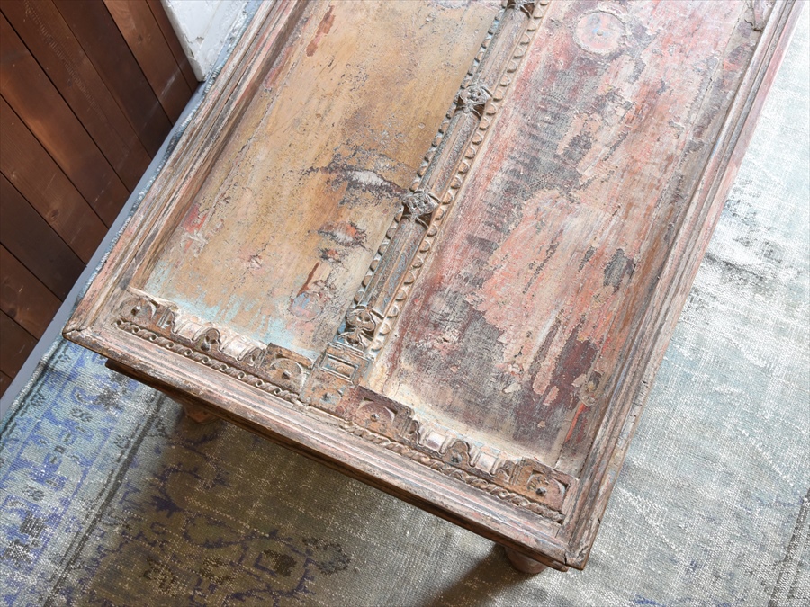 ガラタバザール インドのアンティーク木製ドアを天板にしたコーヒーテーブル W170xh49xdcm Indian Antique Door Cofee Table