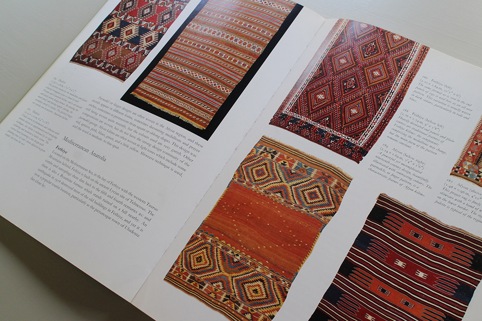 洋書 KILIM The Complete Guide Kilim, the Complete Guide: History, Pattern, Technique